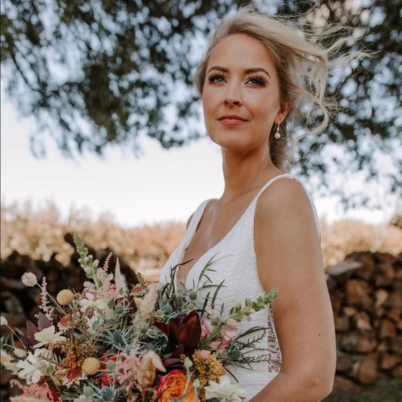 Meet your Posher, Hope - Picture 2 of 3